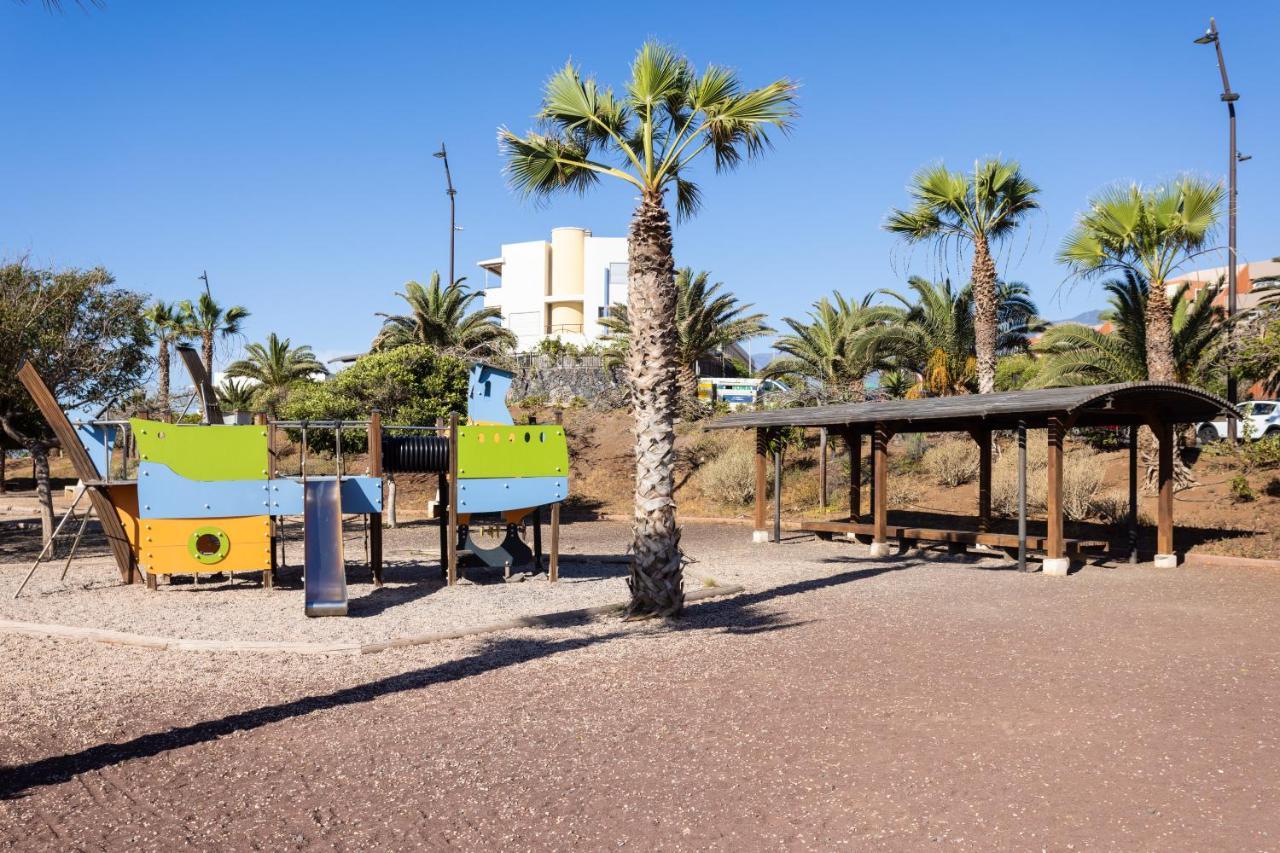 Home2Book Comfy Beachfront Radazul מראה חיצוני תמונה