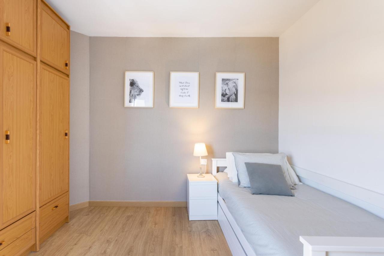 Home2Book Comfy Beachfront Radazul מראה חיצוני תמונה